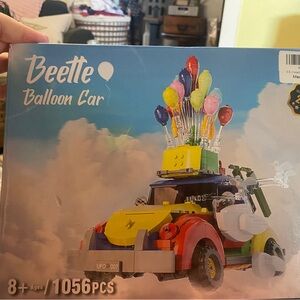 Balloon Car Building Set - Multicolor